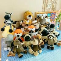 ราคา ตุ๊กตาขนฟูสัตว์ป่า เสือ ช้าง ลายลิง ยีราฟ หมี ตุ๊กตา ของขวัญสำหรับเด็ก ตุ๊กตาผ้า นุ่มนิ่ม (1734148097165984934)