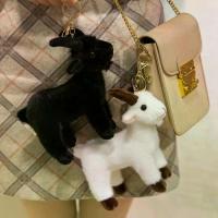 ราคา ตุ๊กตาผ้า ตุ๊กตาผ้าเนื้อนุ่ม ตุ๊กตาแพะตั้งโต๊ะขนาดเล็ก จำลองสีขาว ความคมชัดสูง จี้รูปแพะที่ดูเหมือนจริง สไตล์อนิเมะ คาวาอิ ตุ๊กตาแพะ พวงกุญแจเท่ๆ (1734472620985976069)