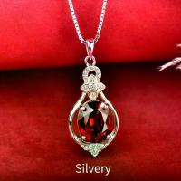 ราคา 925 Sterling Silver Natural Garnet Pendant Necklace, Fashionable Bold Colorful Synthetic Gemstone Accessories, Elegant Wine Red, Suitable for Mom's Hypoallergenic Jewelry Gift (1733068358194267938)