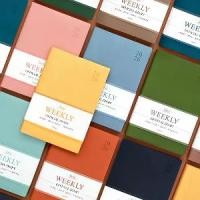 ราคา [ส่งฟรี] 2026 Official A5 Weekly Diary Weekly Planner Size A5, Copyright Indigo (1734651256591975446)