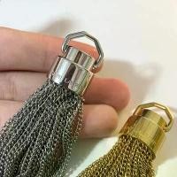 ราคา ที่นิยมมากที่สุด พู่ประดับกระเป๋า ysl ของแท้ ysl tassel ใช้เป็นพวงกุญแจได้ ร้านไทยได้ของภายใน 2-3 วัน saint laurent ไม่มีห่วง (1733950146447836812)