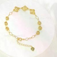 ราคา สร้อยข้อมือเงินแท้92.5%Italy ชุบทอง18k ลายฉลุ ดอกพิกุล ขนาด9/6 mm. (1734144806484214894)