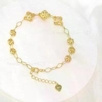 ราคา [COD] สร้อยข้อมือเงินแท้92.5%Italy ชุบทอง18k ลายฉลุ ดอกพิกุล ขนาด9/6 mm. (1734555316295534489)