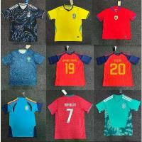ราคา 2627 เสื้อทีมชาติเวอร์ชันไทย สเปน อาร์เจนตินา โปรตุเกส บราซิล เยอรมนี ชุดฟุตบอลสำหรับแฟนบอลและเยาวชน (1734547048804877709)