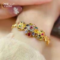 ราคา ส่งฟรี สร้อยข้อมือเพชรหัวใจข้างกลางดอกไม้นพเก้า เครื่องประดับไทย พูนทรัพย์ มีใบรับประกัน ชุดมงคล ใส่ออกงาน HD116H200 (1729680970886581202)
