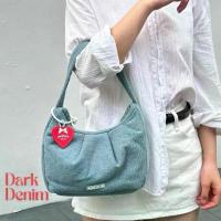 ราคา (Used) กระเป๋ายีนส์สะพายข้าง Croissant Denim bag by asissy.club ขายร้อน (1733669776819586926)