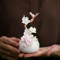 ราคา [COD] Ceramic hand-painted flower ornament plum blossom vase handmade white porcelain small fresh artistic desktop decoration flower vase flower holder (1734537993746351742)