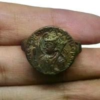 ราคา แหวนแกะสลักโรมัน กรีกโบราณ แหวนโบราณ ขนาด 52 ทรงกลม Rare Roman Greek Bronze Intaglio Engraved Round Ring Size or 6US (1733855781554128587)