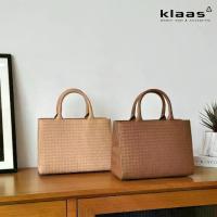 ราคา ♔02-385 Calista hand bag intrecciato กระเป๋าถือหนังแท้ สานมือทั้งใบ ยี่ห้อ klaas ของแท้ มาพร้อมสานสะพายยาว❂ (1734973368790647950)