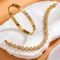 ราคา RAKOL 2025 popular stainless steel plated with 18k real gold heart bracelet and four-leaf clover bracelet two-piece set (1735453879495919132)