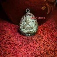 ราคา พระปิดตากนกข้าง เนื้อผงเกสร (หลวงปู่โต๊ะ อินฺทสุวณฺโณ) หรือ พระราชสังวราภิมลฑ์ วัดประดู่ฉิมพลี เขตบางกอกใหญ่ กรุงเทพมหานคร จัดสร้างปีพ.ศ 2522Phra Pidta Kanok Khang amulet, made o (1735170927816312717)