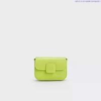 ราคา ขายดีประจำเดือนนี้ SALE 50% Micro Koa Crossbody Bag - กระเป๋าสะพาย Crossbody ใบจิ๋ว สี Lime จาก Charles and Keith (ของแท้นำเข้าจากสิงคโปร์) (1735214276467984264)