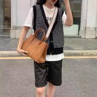 ราคา กระเป๋า GD หนังวัวแท้ กระเป๋าสะพายข้าง ขนาด 20 ซม., 25 ซม., 30 ซม., 36 ซม. นําเข้า แบรนด์ มือ สอง ถักเชือก ฟอก โครเชต์ pole ne paris กระจูด ชาวิ้ง ไหม พรมยักษ์ ถักโครเชต์ (1735164668587443367)