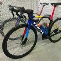 ราคา Trek จักรยาน Madone SLR 9 Sram Red Team Axs 54 รุ่น 2026 สีสันสดใส ดีไซน์ทันสมัย (1734419163050378305)