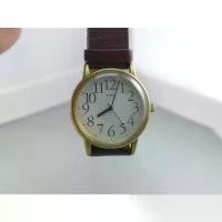 ราคา นาฬิกา Vintage มือสองญี่ปุ่น ALBA V501 0BV0 QUARTZ ผู้ชาย ทรงกลม กรอบทอง หน้าขาว สายหนัง56mm สินค้าแนะนำ (1735372114501207522)