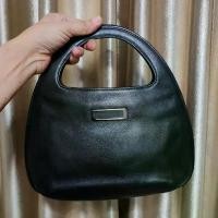 ราคา ลดราคา สินค้ามือสอง Renoma กระเป๋าหนังมือสองกระเป๋าถือ (1735398257796679222)