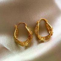 ราคา [COD] ต่างหูห่วงลายทองสำหรับผู้หญิง, ต่างหูหรูหราแบบเรียบง่าย, เครื่องประดับหูสำหรับปีใหม่, ต่างหูห่วงสำหรับใบหน้าทรงเหลี่ยมและทรงกลม โหลสุ่ม แหวน ช้อน สร้อย ข้อมือ ผู้ชาย นํา โช (1734940693128644548)