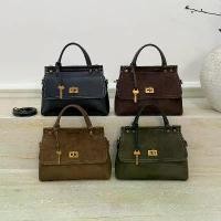 ราคา Large-capacity 2025 new frosted fashion retro bag, leather shoulder bag, crossbody bag, women's handbag (1734629565267019368)