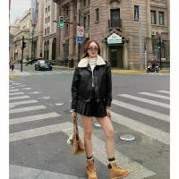 ราคา มือสอง MALIMAYS - Snow Leather Jacket แจ็คเก็ตหนังบุขน (1735036427818731143)