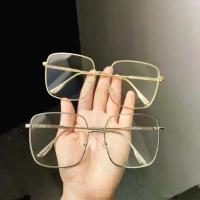 ราคา GAMT แว่นตากรองแสง แว่นกันแดด Polarized Sunglasses Square Lens Full Frame เลนส์ใสกรอบทอง (1735428596087096780)