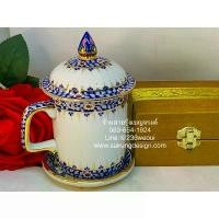 ราคา ถูกและดี ชุดแก้วน้ำ ชา กาแฟ เบญจรงค์ กล่องผ้าไหม ถุงไหมทอง ของขวัญ ของฝาก รับไหว้ ที่ระลึก เกษียณ สวยหรู (1734818359195960951)