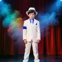 ราคา Boy's Michael Jackson cosplay costume, Jackson stage performance white suit (1735140332696536928)