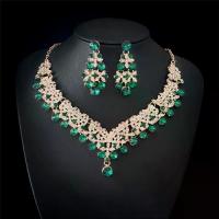 ราคา Bridal Wedding Accessories Two-Piece Set Exquisite Colorful Rhinestone Necklace Earring Set Party Dress Accessories Necklace (1733689173210465763)