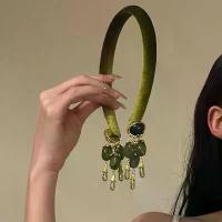 ราคา Autumn Winter Retro Olive Gemstone Green Tassel Headband New Chinese Style Hair Accessories Headband Female Pseudo Earrings Archaistic Headdress Hairpin (1734257390997636980)
