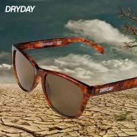 ราคา DRYDAY แว่นตา DRYDAY - REGULAR SHINE TORTOISE COD กรอบวัสดุ Grilamid TR90 ลายกระ SHINE TORTOISE เบา 19-20 กรัม เลนส์ Polarized UV400 100% ป้องกัน UV ความคมชัดสูง ฟรีสายคล้องแว่นและกระเป๋าแว่น (1733849