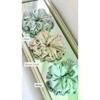 ราคา Floral Ring ยางรัดผม ไม่กินผม แบรนด์Hijab princess ช่วยให้ศรีษะทรงสวย เนื้อซิลค์แมทช์ ใส่คู่กับฮิญาบ ปอมๆมุสลิม (1734497904661333801)