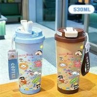 ราคา แก้วน้ำ Crayon Shin Chan ขนาด 530 มล.สำหรับนักเรียนและเด็ก ขวดเก็บความเย็น กาต้มน้ำ Inox 316 ทนทานต่อการตก ทนความร้อน แก้วเก็บความเย็นสุญญากาศ มีหูจับ ทนความเย็น (1735498595443836063)