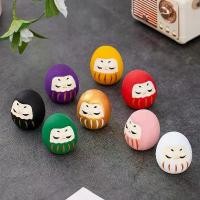 ราคา 【gbhot】ตุ๊กตาดารุมะภูมิทัศน์ ของตกแต่งบ้านเสริมฮวงจุ้ย ของขวัญ รูปปั้นดารุมะเซรามิกญี่ปุ่น แก้วดารุมะ งานฝีมือ เครื่องประดับนำโชค (1735365302596372265)