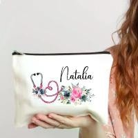 ราคา 【ร้อนแรง】 กระเป๋าเก็บของสำหรับพยาบาลแบบปรับแต่งได้ กระเป๋าผ้าแคนวาสพร้อมซิป อุปกรณ์สำนักงาน กล่องใส่ปากกา กระเป๋าสตางค์ ปรับแต่งชื่อ กระเป๋าเครื่องสำอาง ของขวัญสำหรับพยาบาล (1735331073005356610)