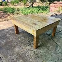 ราคา โต๊ะญี่ปุ่นไม้พาเลท ขนาด 70x70x35 cm ดีไซน์โดดเด่น วัสดุไม้พาเลท แข็งแรง ทนทาน ใช้ได้หลากหลาย โต๊ะอาหาร โต๊ะทำงาน โต๊ะตกแต่ง (1735151096559273133)