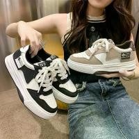 ราคา รองเท้าผ้าใบสตรีทันสมัย รองเท้าลำลองของนักเรียน พื้นหนา เบาสบาย กันลื่น สไตล์เกาหลี คอส สุขภาพ ผู้หญิง ผ้าใบ สลิปออน แตะเสริม ส้น (1733691183498364404)