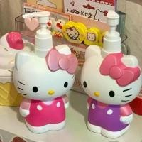 ราคา หมอนข้างพร้อมส่ง ขวดสเปรย์ 500 มล. ซานริโอ เฮลโลคิตตี้ สำหรับอาบน้ำ เจลล้างมือ น้ำยาล้างจาน ลายน่ารักการ์ตูนลายหัวใจ ความจุสูง (1734802280346060496)