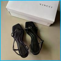 ราคา VNC รองเท้าผู้หญิง รองเท้าส้นสูง รัดส้น สีดำ ของแท้ [ เบอร์ 5 ความยาว 23.5-34cm ] มือสอง ยังไม่ผ่านการใช้งาน สวัสดิการสด (1735396858364463027)