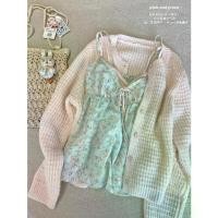 ราคา cardigan oversize comfy cardigan sweater ไหมพรม เสื้อคลุมถักลายวอเฟิลสีชมพู สไตล์ชาแนลแบบสบายๆ สำหรับผู้หญิง เหมาะสำหรับฤดูใบไม้ผลิและฤดูใบไม้ร่วง สไตล์เกาหลี ใช้เป็นเสื้อคลุมหรื (1734989456137487406)