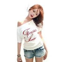 ราคา เสื้อยืดผู้หญิงแขนสั้นพิมพ์ลาย มีสินค้าพร้อมส่ง สไตล์เปิดไหล่ แฟชั่นระดับพรีเมียมแบบเรียบง่าย เสื้อ รัด รูป ไร้ โครง ผ้า นุ่ม ใส่ สบาย โชว์ หลัง ครอป สาย ไขว้ กระดุม หน้า เว้า รา (1734319458101397463)