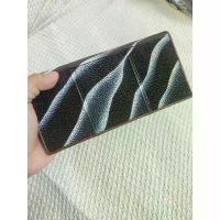 ราคา กระเป๋าหนังปลากระเบนแท้ งานสวยเกรดส่งออก แถมพวงกุญแจหนังปลากระเบน เฟียส วินเทจ (1734466355200230514)