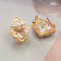 ราคา ต่างหูผู้หญิง รุ่น “Ibu Mutiara Putih” สไตล์ออปรา เรโทร น้ำหนักเบา อเนกประสงค์ หรูหรา จากอิตาลี วัสดุทองคำ 18K ขายตรง (1733963392208307961)