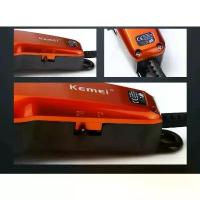 ราคา KEMEI KM-9012 ปัตตาเลี่ยน ที่ตัดผม มอเตอร์แรง มาพร้อมหวีรอง 4 ขนาด อุปกรณ์ครบชุด ตัด ผม (1735327954354472792)
