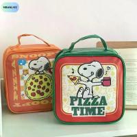 ราคา ส่งฟรี. STARGOODS หนังพียู กระเป๋าเครื่องสำอาง Snoopy จุได้มาก พิซซ่าพิซซ่า กระเป๋าเครื่องอาบน้ำ แบบพกพาได้ ความคมชัดของสี กล่องใส่เครื่องสำอาง สำหรับผู้หญิง (1735084482070807895)