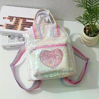 ราคา กระเป๋าเป้สะพายหลังแวววาวพร้อมดีไซน์หัวใจสีชมพูขนาดใหญ่และเขาค้อนม้าลาย แสดงการออกแบบที่ใช้งานได้จริงสำหรับสองฟังก์ชัน คือถือด้วยมือและสะพายไหล่ มาพร้อมสายรุ้งที่ปรับได้ ทำให้เป็นของขวัญ เป๋า เป้ (173