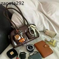 ราคา A1 กระเป๋าแฟชั่น 5 สี กาแฟ ไวน์แดง ดำ ฟ้า งาช้าง (1735542912265127765)