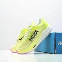 ราคา รองเท้าวิ่ง HOKA ONE ONE Rocket X 3 ออกแบบสำหรับลดแรงกระแทกขณะวิ่ง (1733479399753221844)
