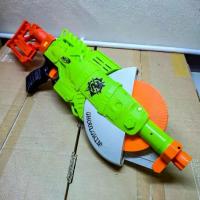 ราคา บดขยี้ฝูงซอมบี้ด้วยจักรกลสุดโหด! Nerf Zombie Strike Ghoul Grinder Blaster (1735085756556477929)