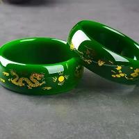 ราคา Bracelet with spinach green lucky dragon charm, wide style, simple natural stone, unisex, party charm bracelet (1734793618468013826)
