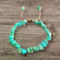 ราคา (จัดส่งรวดเร็ว) Turquoise lucky stone bracelet สร้อยข้อมือหินแตก เทอร์คอยด์ by Nannapatt (1735087316145637091)