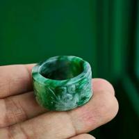 ราคา แหวนหยกแกะสลักลายดอกไม้เถาวัลย์ สีเขียวแอ็ปเปิ้ลกรีน หยกพม่า หยกแท้ Jadeite Type A (1731752175100332518)